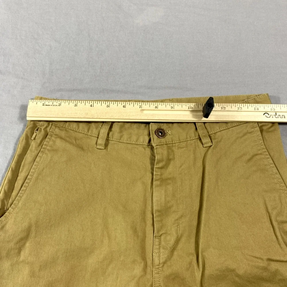 The North Face Shorts Mens 30 Khaki Nylon Chino‎ 8.5
